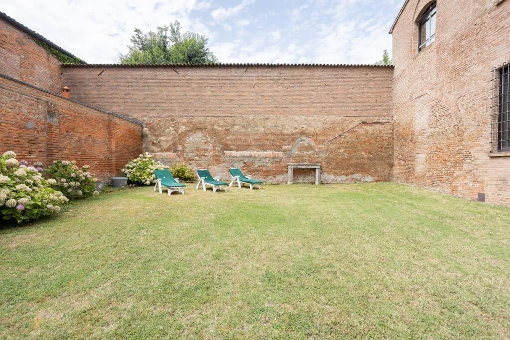 Palazzo Sabbioni Appartamento Lusso Due Camere Soggiorno Cucina Ferrara Exteriér fotografie