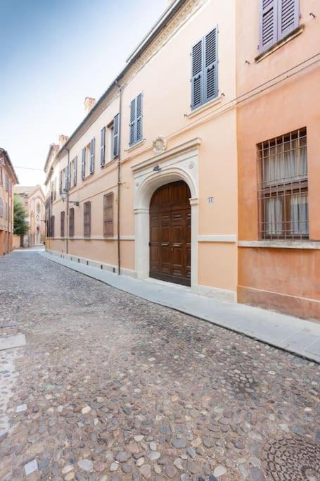 Palazzo Sabbioni Appartamento Lusso Due Camere Soggiorno Cucina Ferrara Exteriér fotografie